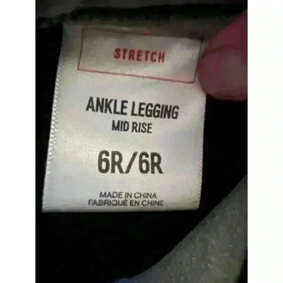 Women's Camo Ankle Leggings Mid-Rise Size 8 Express - Picture 6 of 6